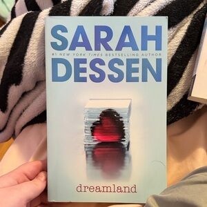 Sarah Dessen 'Dreamland' Book